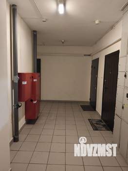 2-к квартира, вторичка, 63м2, 9/17 этаж