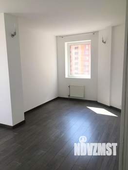 1-к квартира, вторичка, 445м2, 7/17 этаж