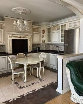 4-к квартира, вторичка, 118м2, 12/17 этаж