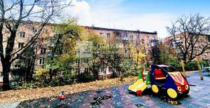 2-к квартира, вторичка, 42м2, 1/5 этаж