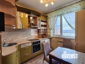 3-к квартира, вторичка, 72м2, 14/14 этаж