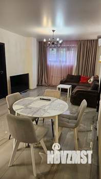 3-к квартира, вторичка, 72м2, 1/6 этаж