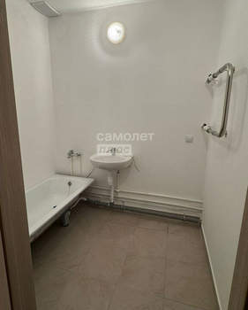 3-к квартира, вторичка, 80м2, 1/12 этаж