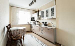 3-к квартира, вторичка, 86м2, 9/9 этаж