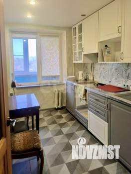 3-к квартира, вторичка, 63м2, 7/9 этаж