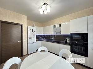 3-к квартира, вторичка, 70м2, 22/25 этаж