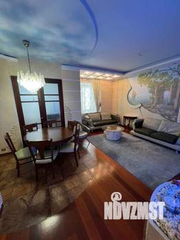 3-к квартира, вторичка, 160м2, 2/5 этаж