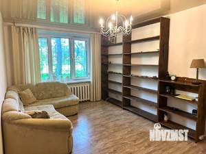 2-к квартира, вторичка, 42м2, 1/5 этаж