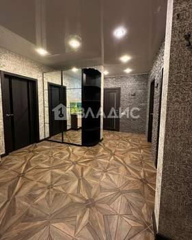 3-к квартира, вторичка, 104м2, 6/7 этаж