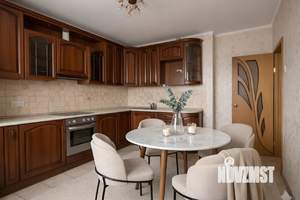 3-к квартира, вторичка, 97м2, 5/8 этаж