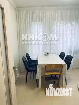 2-к квартира, вторичка, 70м2, 4/14 этаж