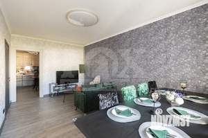 4-к квартира, вторичка, 100м2, 8/25 этаж