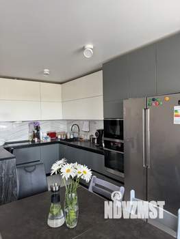 3-к квартира, вторичка, 98м2, 9/9 этаж