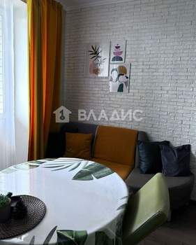 1-к квартира, вторичка, 42м2, 8/17 этаж