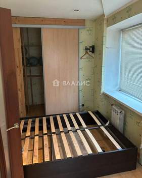 2-к квартира, вторичка, 40м2, 1/5 этаж