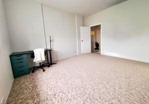 2-к квартира, вторичка, 74м2, 8/17 этаж