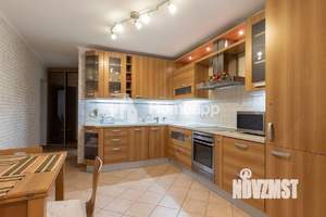 2-к квартира, вторичка, 61м2, 7/10 этаж