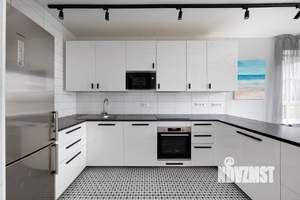 4-к квартира, вторичка, 98м2, 8/17 этаж