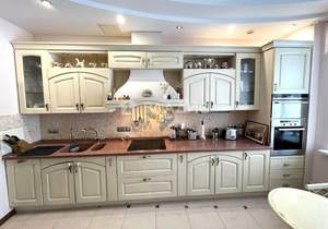 3-к квартира, вторичка, 152м2, 2/4 этаж