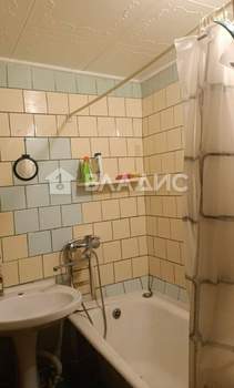 4-к квартира, вторичка, 59м2, 5/9 этаж