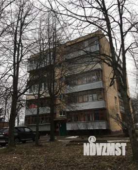 2-к квартира, вторичка, 42м2, 1/5 этаж
