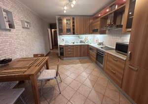 2-к квартира, вторичка, 61м2, 7/10 этаж