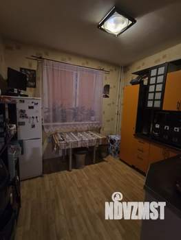 2-к квартира, вторичка, 63м2, 9/17 этаж