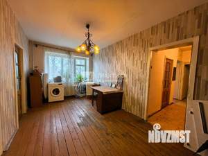 4-к квартира, вторичка, 62м2, 3/5 этаж