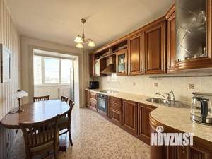 2-к квартира, вторичка, 63м2, 12/14 этаж