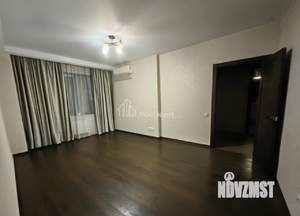 2-к квартира, вторичка, 57м2, 4/17 этаж