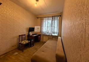 4-к квартира, вторичка, 62м2, 3/5 этаж