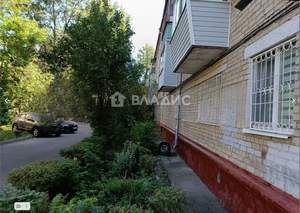 2-к квартира, вторичка, 42м2, 1/4 этаж