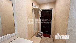 2-к квартира, вторичка, 42м2, 1/5 этаж