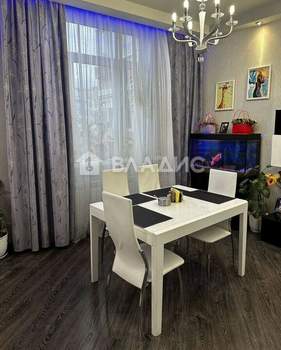 3-к квартира, вторичка, 113м2, 7/14 этаж