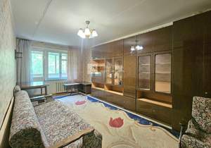 3-к квартира, вторичка, 58м2, 3/5 этаж