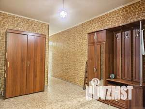 3-к квартира, вторичка, 95м2, 1/17 этаж