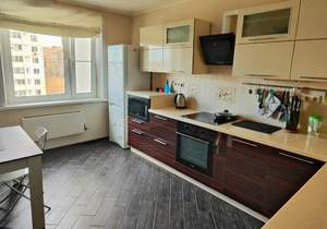 2-к квартира, вторичка, 58м2, 7/14 этаж