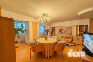 4-к квартира, вторичка, 149м2, 10/12 этаж