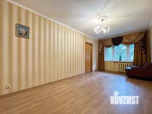 2-к квартира, вторичка, 43м2, 1/5 этаж