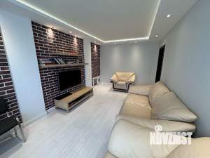 2-к квартира, вторичка, 54м2, 9/17 этаж