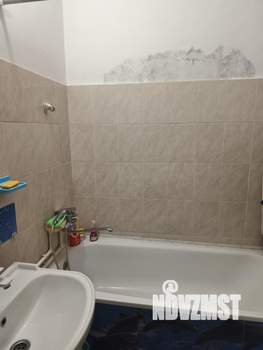 2-к квартира, вторичка, 63м2, 9/17 этаж