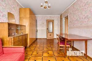 3-к квартира, вторичка, 62м2, 5/5 этаж