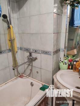 2-к квартира, вторичка, 39м2, 1/9 этаж