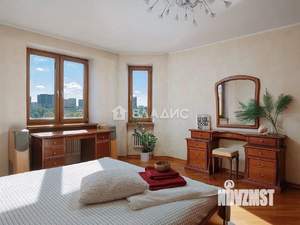 4-к квартира, вторичка, 120м2, 5/10 этаж