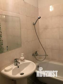 2-к квартира, вторичка, 62м2, 11/17 этаж