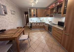 2-к квартира, вторичка, 61м2, 7/10 этаж