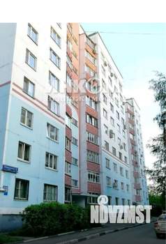 3-к квартира, вторичка, 100м2, 1/10 этаж
