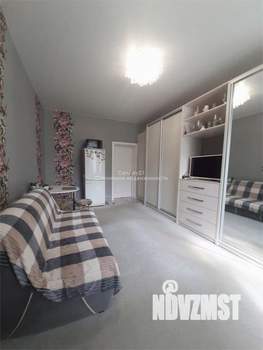 4-к квартира, вторичка, 93м2, 2/5 этаж
