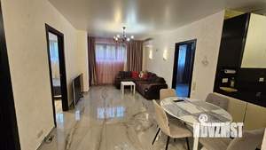 3-к квартира, вторичка, 72м2, 1/6 этаж