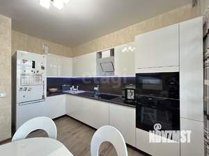 3-к квартира, вторичка, 70м2, 22/25 этаж